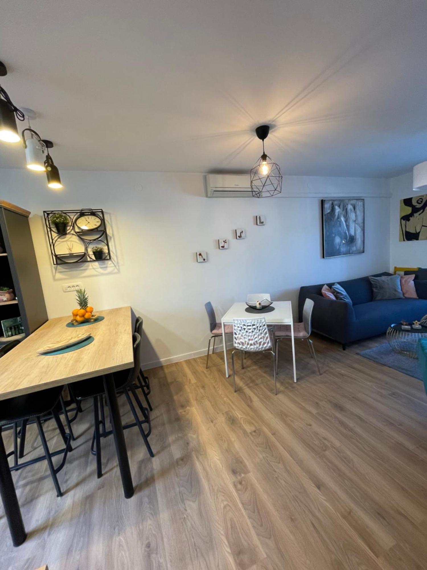 Apartman “Gust” โพลเช ภายนอก รูปภาพ